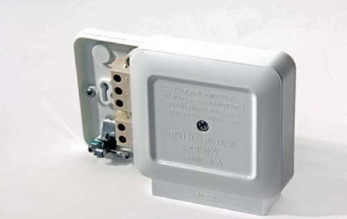 Коробка клеммная Systeme Electric KLK-5S 102x100x37 IP44 40А белый картинка 